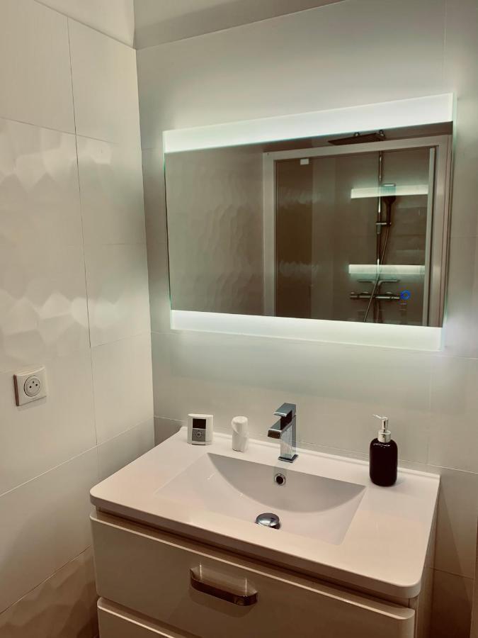 Superbe Appartement En Hyper Centre De Charleville Ngoại thất bức ảnh